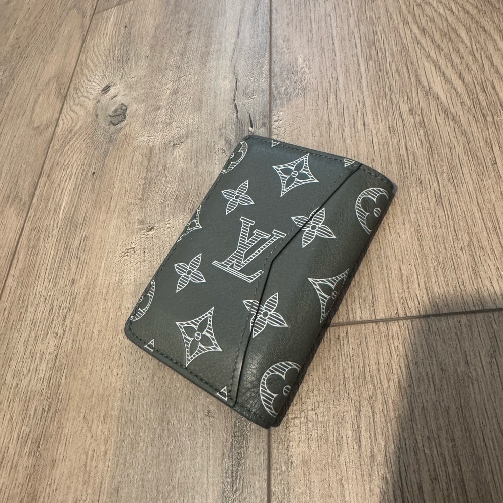 Louis Vuitton Khaki Pocket Organizer - Picture 3 of 6